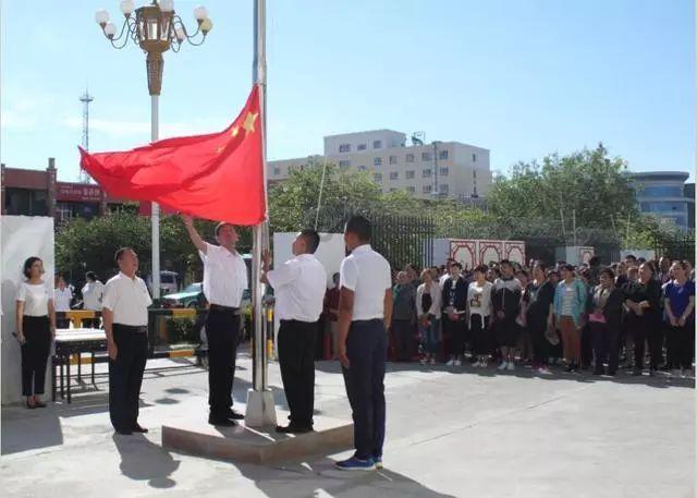 一个家庭越来越聚财的方法:穷柴火,富水缸